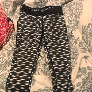 XS Nike Dry Fit Crops